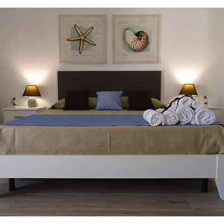 Faro Bianco Dependance Bed & Breakfast *