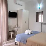 Couette-café Faro Bianco Dependance 4*