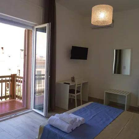 Bed & Breakfast Faro Bianco Dependance 4*