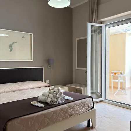 Bed & Breakfast Faro Bianco Dependance Gallipoli