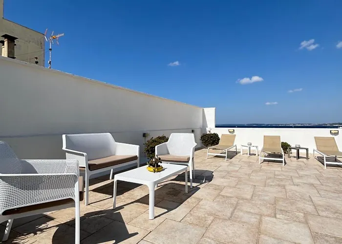 Faro Bianco Dependance 4* גאליפולי